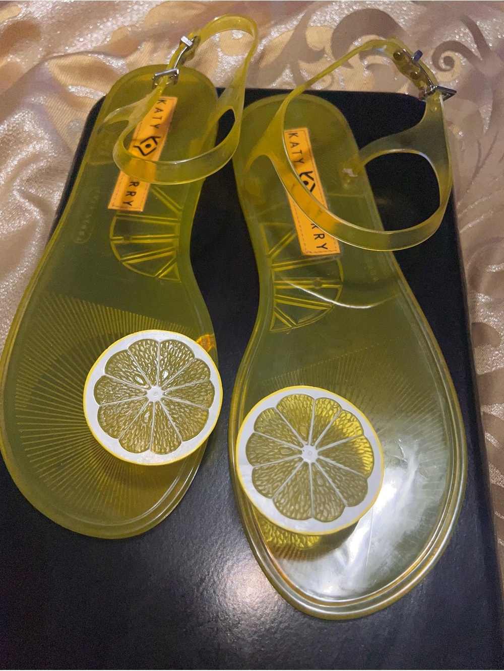 Katie Perry Yellow Jelly Sandals with Lemon Accent Size 11 - Picture 2 of 5